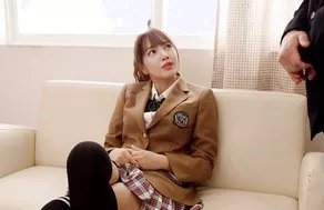 Lisa preta rosa estava girando um com o outro com garotos estranhos
