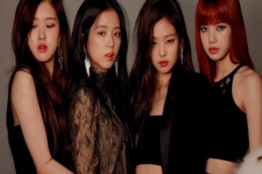 Black Pink vaza um clipe de um homem desconhecido